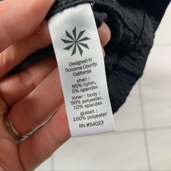 Athleta Trekkie Gray Cargo Skort Skirt 2 - Picture 4 of 7